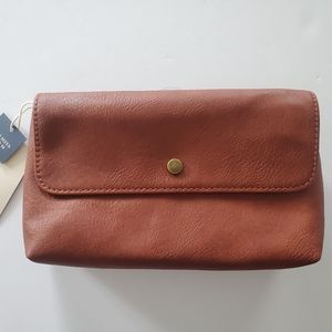 NWT Universal Thread Brown Faux Leather Belt Bag